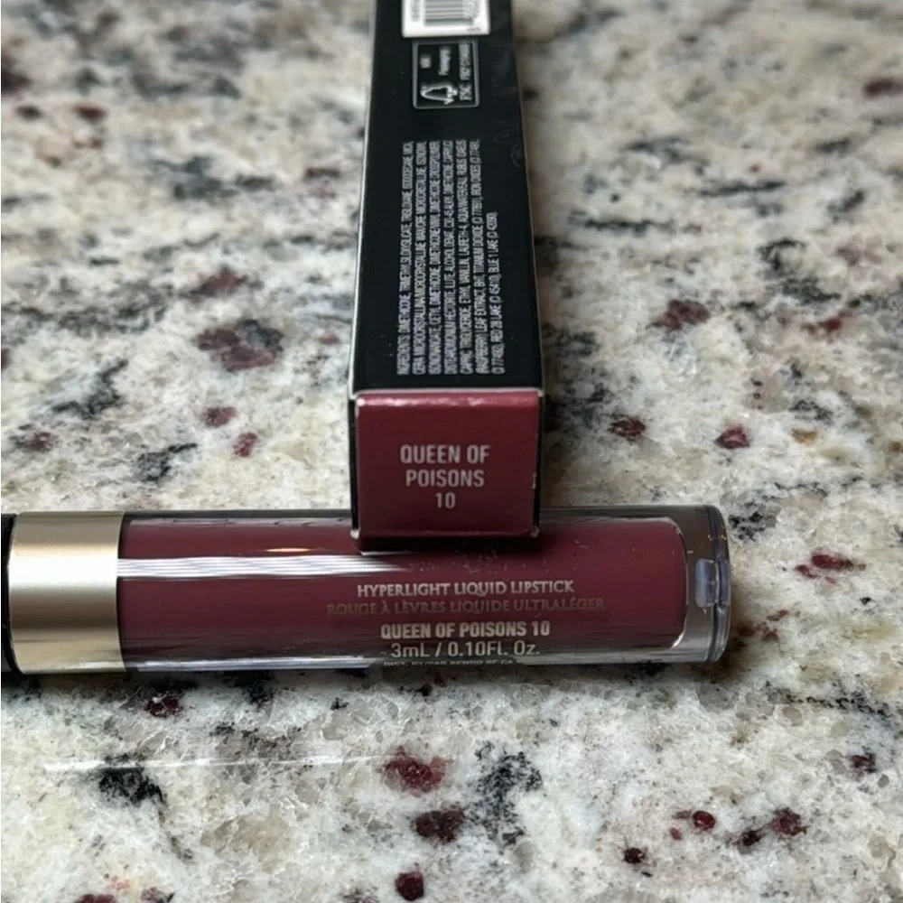 Kat Von D Queen of Poisons Liquid Lipstick